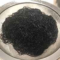 #年饭要飘香，就用外婆乡#寿星寿桃蛋卷摆盘的做法图解1