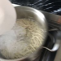葱油拌面的做法图解4