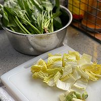 #东古家味美食# 蒜蓉菠菜的做法图解1