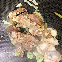 #餐桌上的春日限定#土豆炖牛排骨的做法图解7