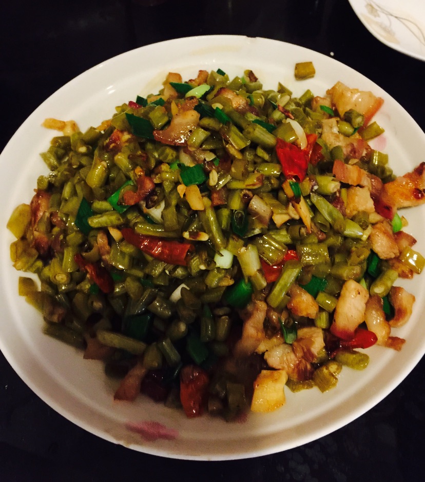 小五花肉酸豆角.的做法图解2