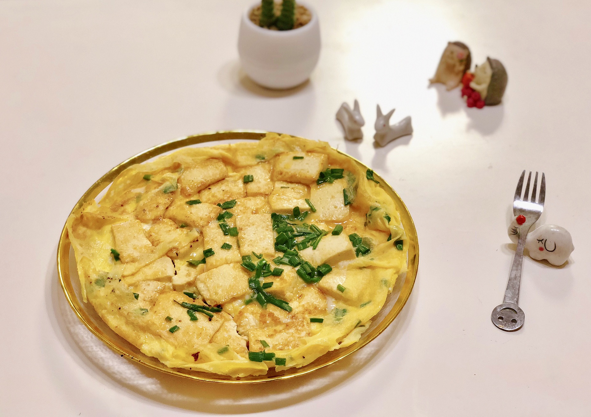 Bean curd with preserved egg