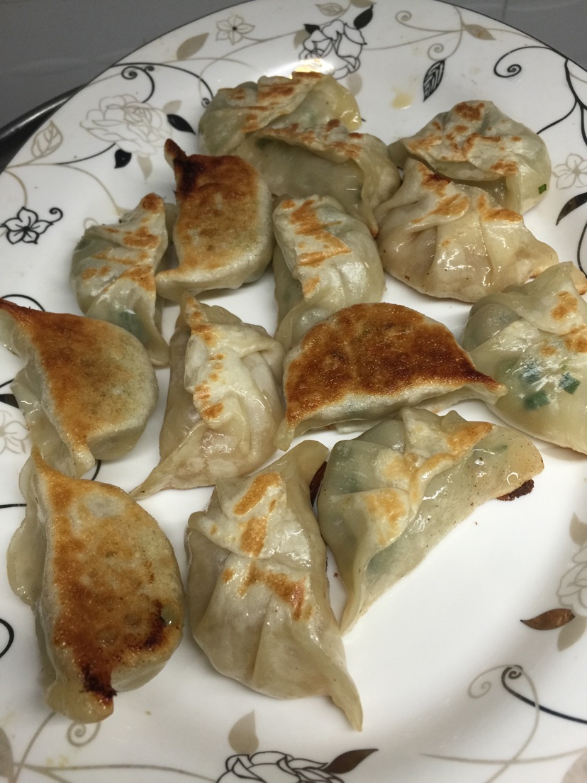 饺子锅贴的做法图解6