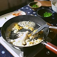 咸蛋虾仁炒饭｜日食记的做法图解5