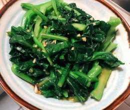秒杀饭店的自制凉拌芥兰的做法