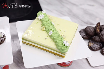 百香果椰子开心果蛋糕