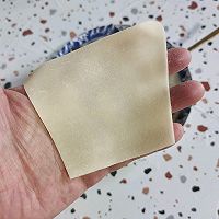 抱蛋煎小笼包的做法图解2