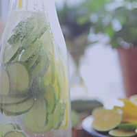 黄瓜柠檬排毒水「厨娘物语」的做法图解10
