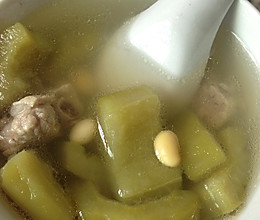 清热解毒苦瓜排骨黄豆汤，懒人汤的做法