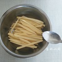 空炸薯条#一机多能 一席饪选#的做法图解4