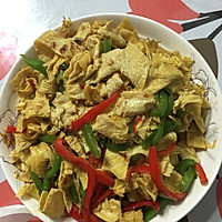 豆皮青椒的做法图解1