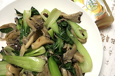 青菜炒蘑菇