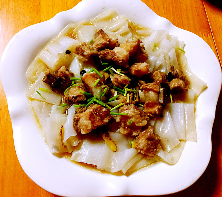 简单快捷的蒸菜一一粉皮蒸排骨的做法