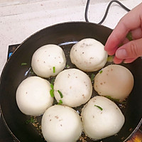 模仿上海街头小吃——生煎包的做法图解13