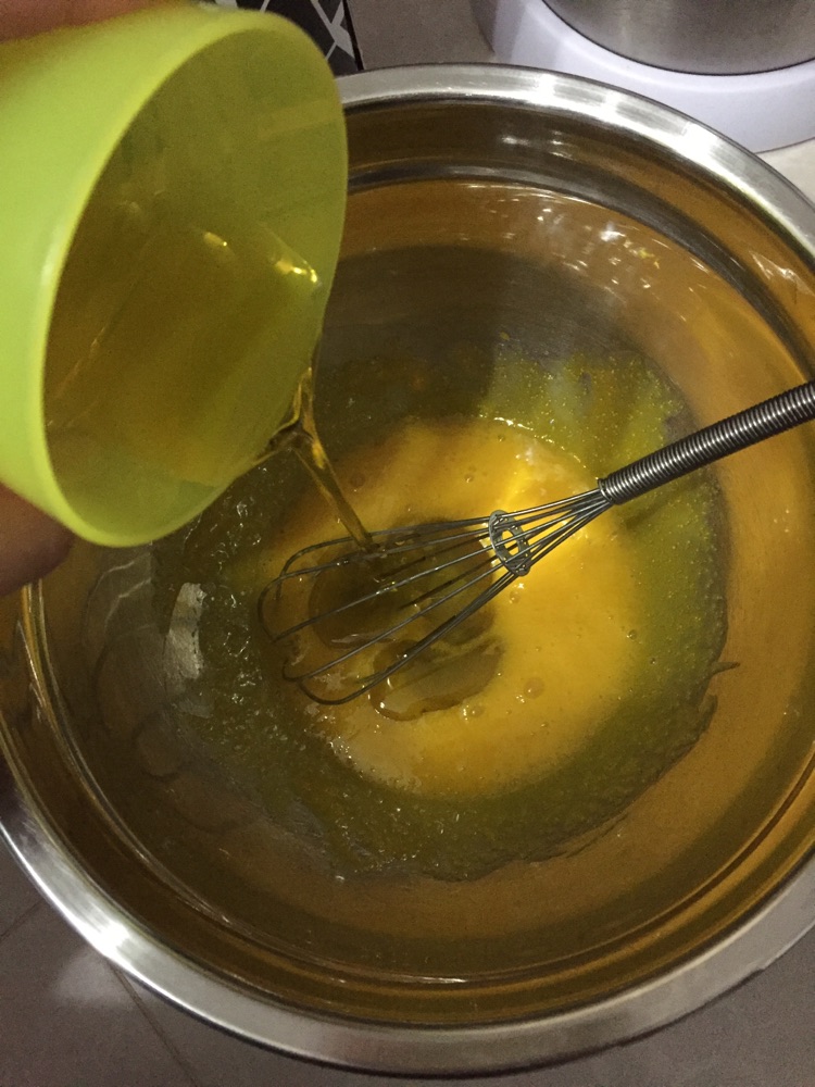 瑞士蛋糕卷的做法图解8