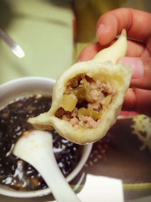 榨菜猪肉水饺