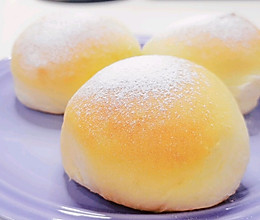 北海道牛乳炼奶甜甜包的做法