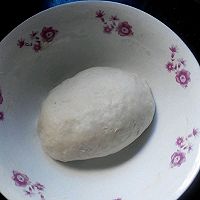 烙千层饼的做法图解1