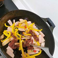 酸萝卜炒牛肉的做法图解4