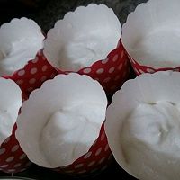 三个鸡蛋两种美味（天使蛋糕+蛋奶酥）的做法图解4