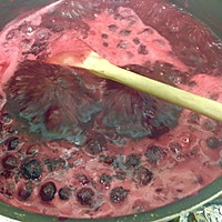 复活节美食记：有蓝莓覆盆子果酱的早餐的做法图解2