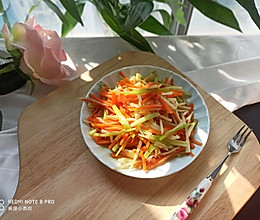 小炒三丝（茭白，芦笋，胡萝卜）的做法