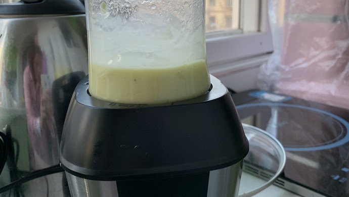 牛油果香蕉果泥宝宝辅食