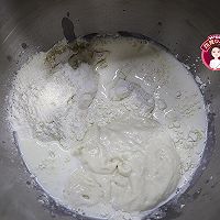 波兰种草莓酱排包的做法图解4