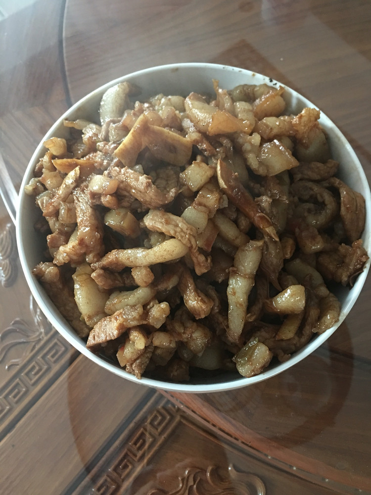 家常炒肉的做法