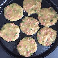 土豆火腿香葱鸡蛋饼的做法图解7