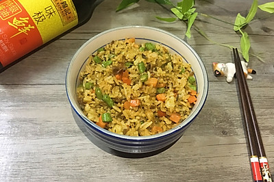 外婆菜豆角蛋炒饭