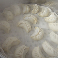 山寨老边饺子——牛肉油渣蒸饺 的做法图解10