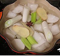 嘎牙子炖萝卜的做法图解4