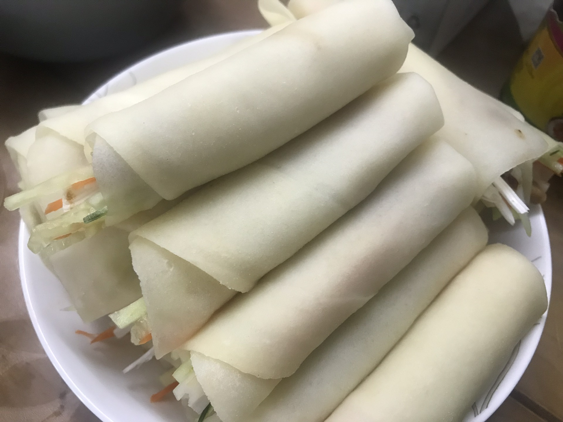 Spring rolls with three silk ingredients