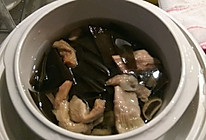 电炖锅系列：笋干海带炖鸭肉的做法