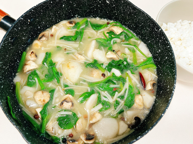 芋儿汤泡饭，“白味”川菜的神奇吃法的做法