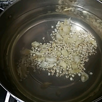 酥梨银耳羹（银耳汤可以多烧点水）的做法图解4