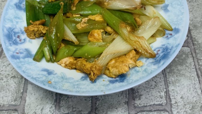 大葱炒鸡蛋