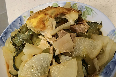 白萝卜黄瓜肉片鸡蛋（电饭煲菜谱）
