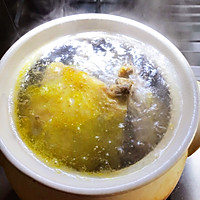 香味满屋的墨鱼炖鸡的做法图解4
