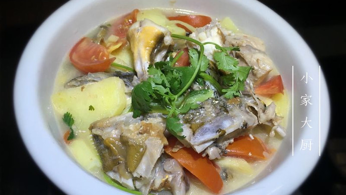 蕃茄土豆鱼头汤