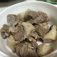 塔吉锅版羊肉炖土豆的做法图解1