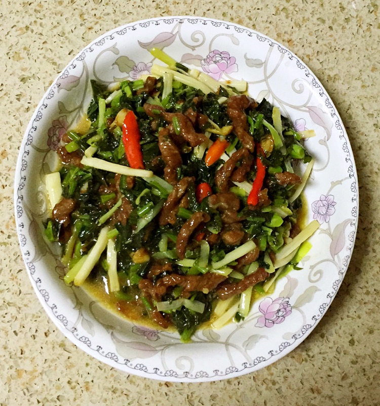 雪菜牛肉丝的做法图解4