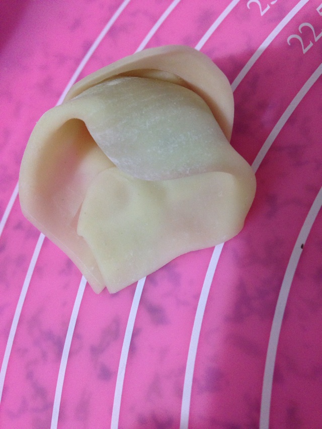 宝宝小混沌8个月?鸡肉白菜香菇的做法图解8
