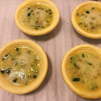 黄瓜虾仁蛋挞（蛋挞皮新吃法1）的做法图解7