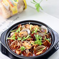 #冬日治愈时刻#酸菜花蛤煲的做法图解14