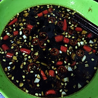 酸辣鸡脚的做法图解2
