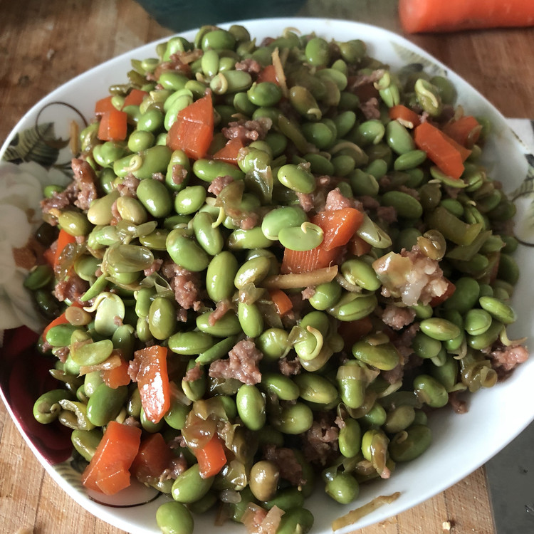 家常青豆炒肉的做法