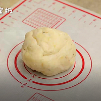 土豆虾皮小饼的做法图解6