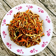 胡萝卜蚝油炒豆干